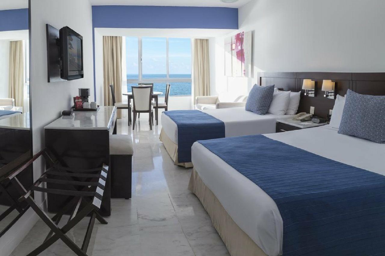 Park Royal Beach 马萨特兰 外观 照片