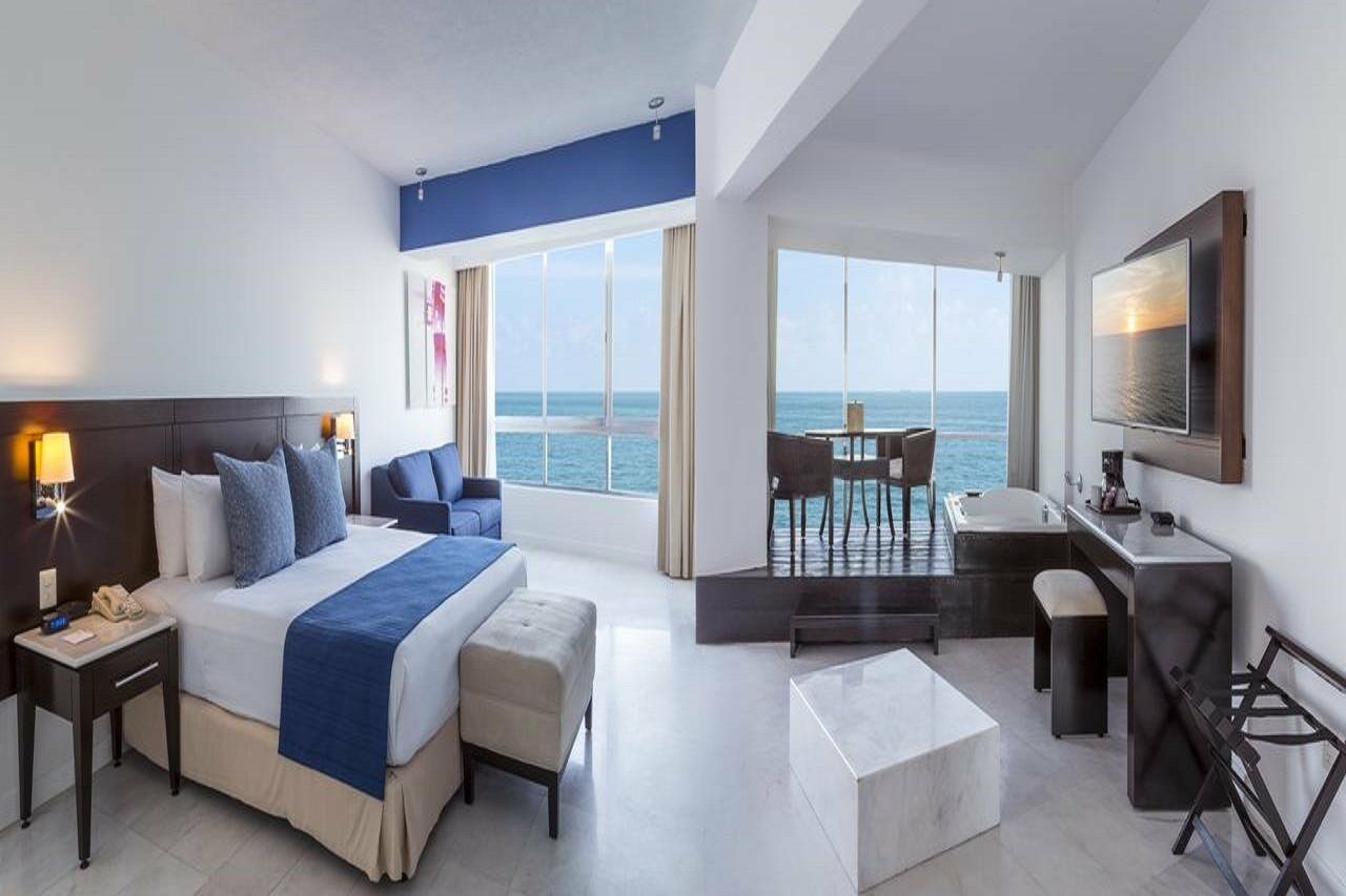 Park Royal Beach 马萨特兰 外观 照片